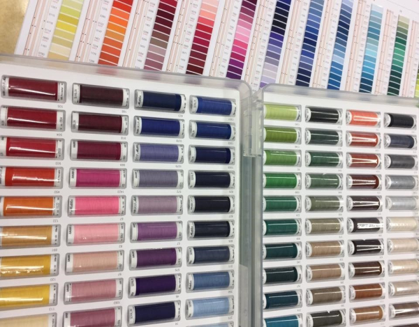 Mettler Seralon Garnrolle 200 m – Allzwecknähgarn in vielen Farben